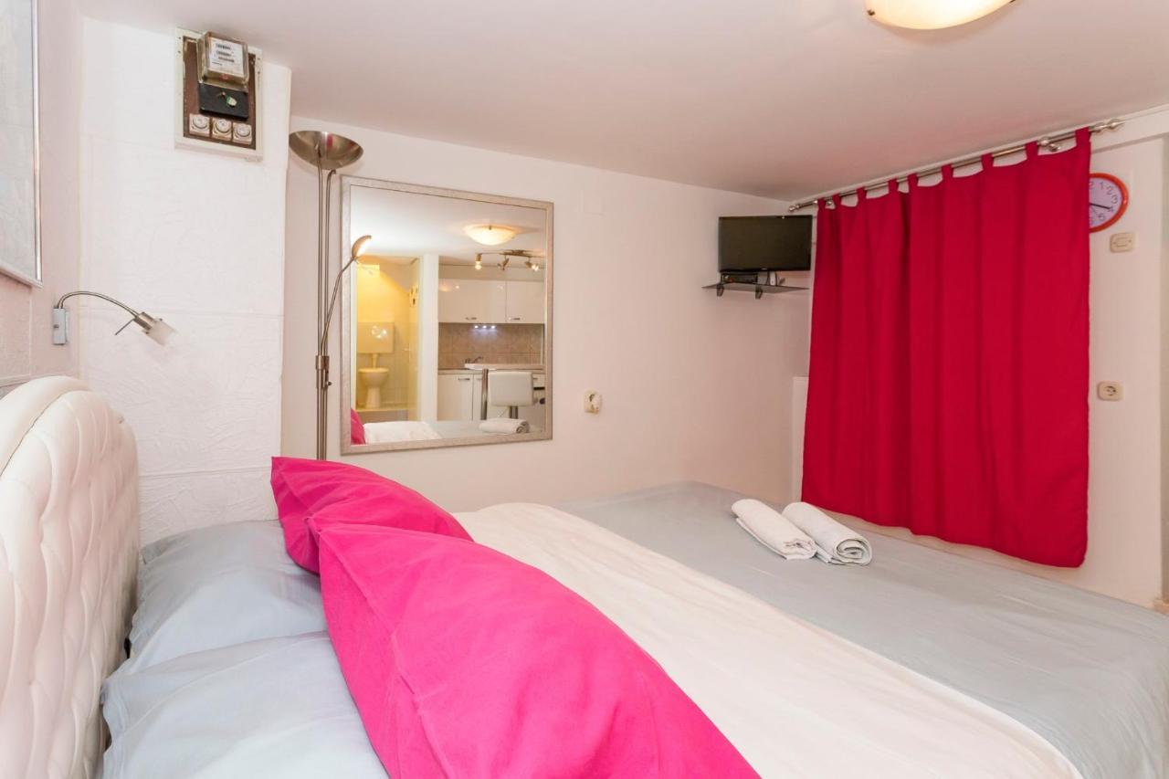 Modern And Practical Studio In The Heart Of Split Eksteriør billede